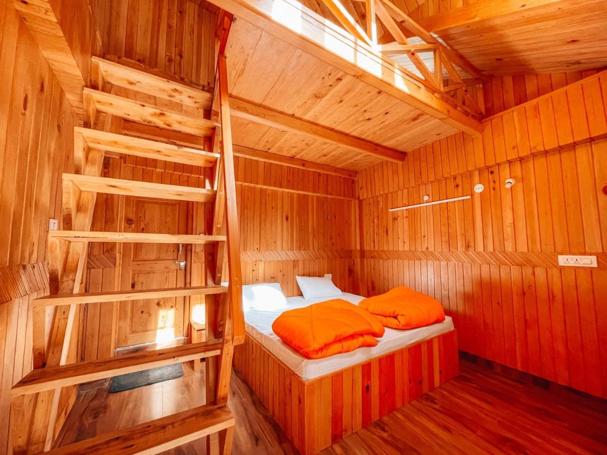 Madpackers Jibhi - Of Streamsides & Waterfalls Ngoại thất bức ảnh