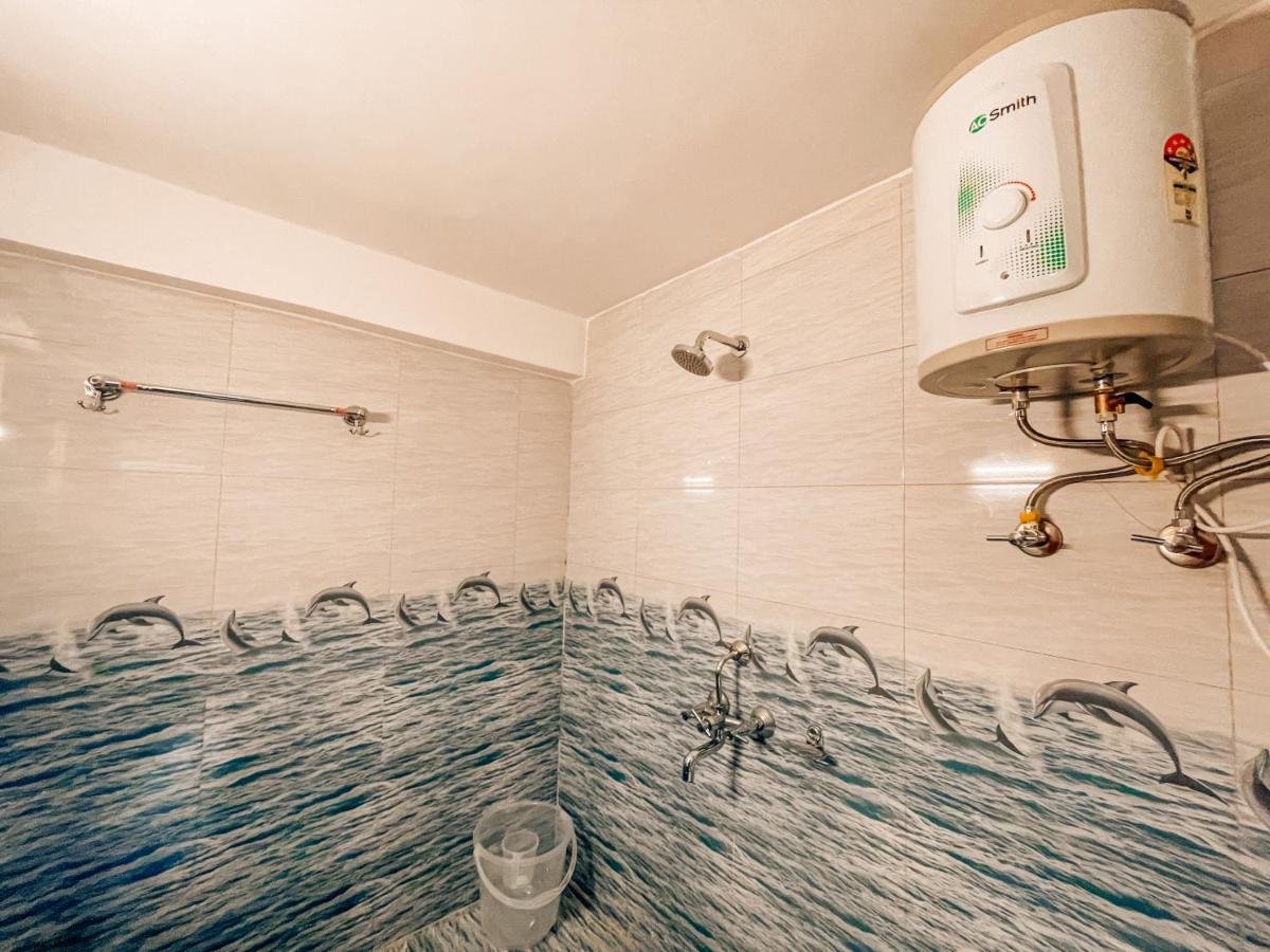 Madpackers Jibhi - Of Streamsides & Waterfalls Ngoại thất bức ảnh